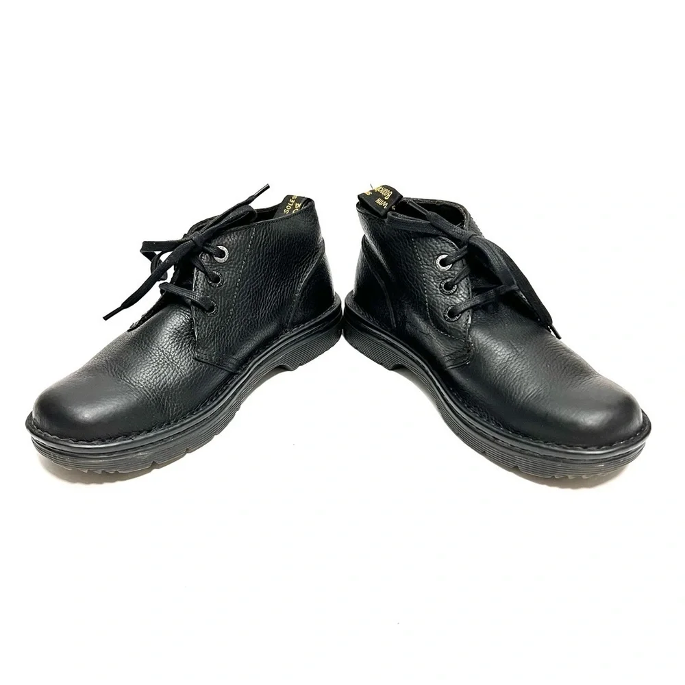 DR. MARTENS | Vintage Y2K black pebble leather 3-eye lace up chukka work boots